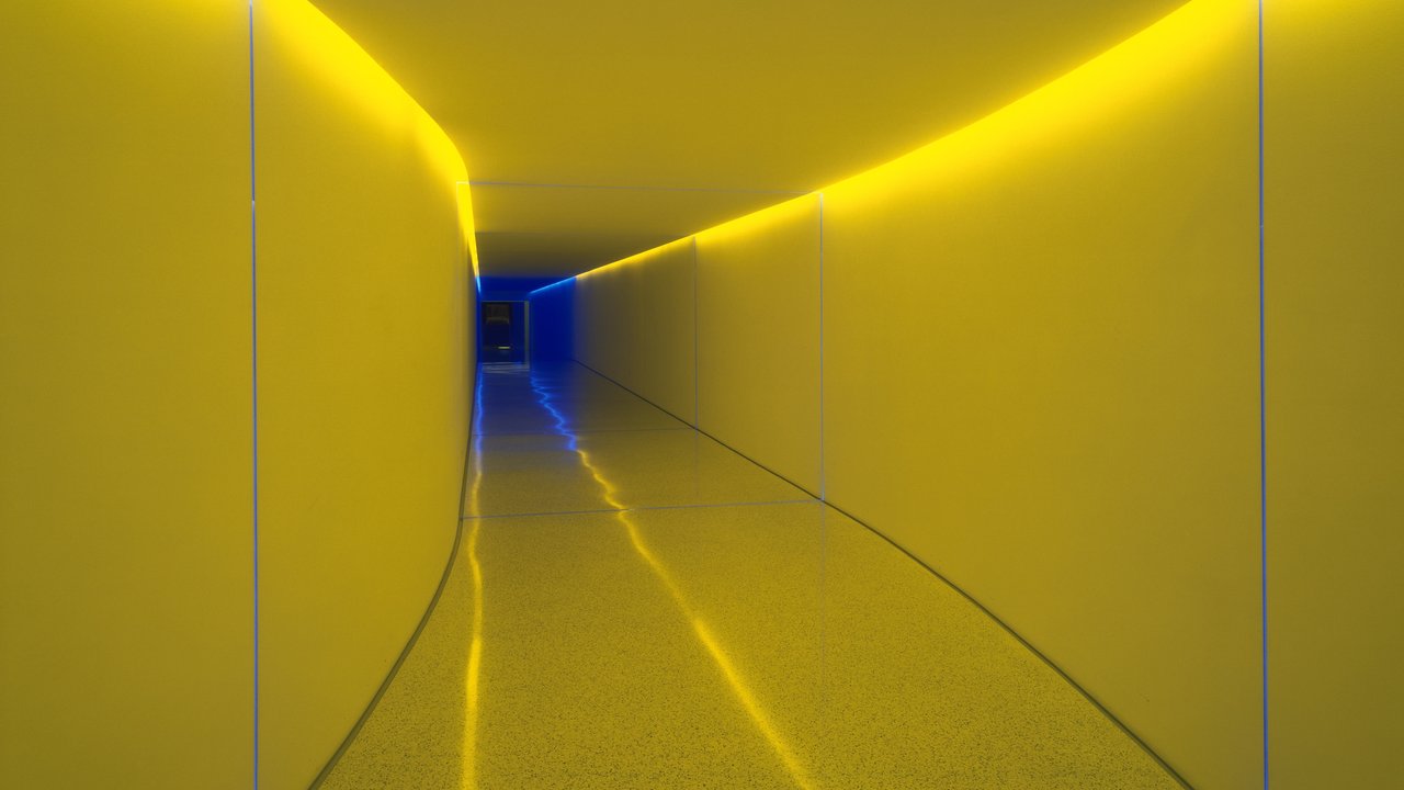 THE COLLECTION Light Installation "The Inner Way", 1999 by James Turrell