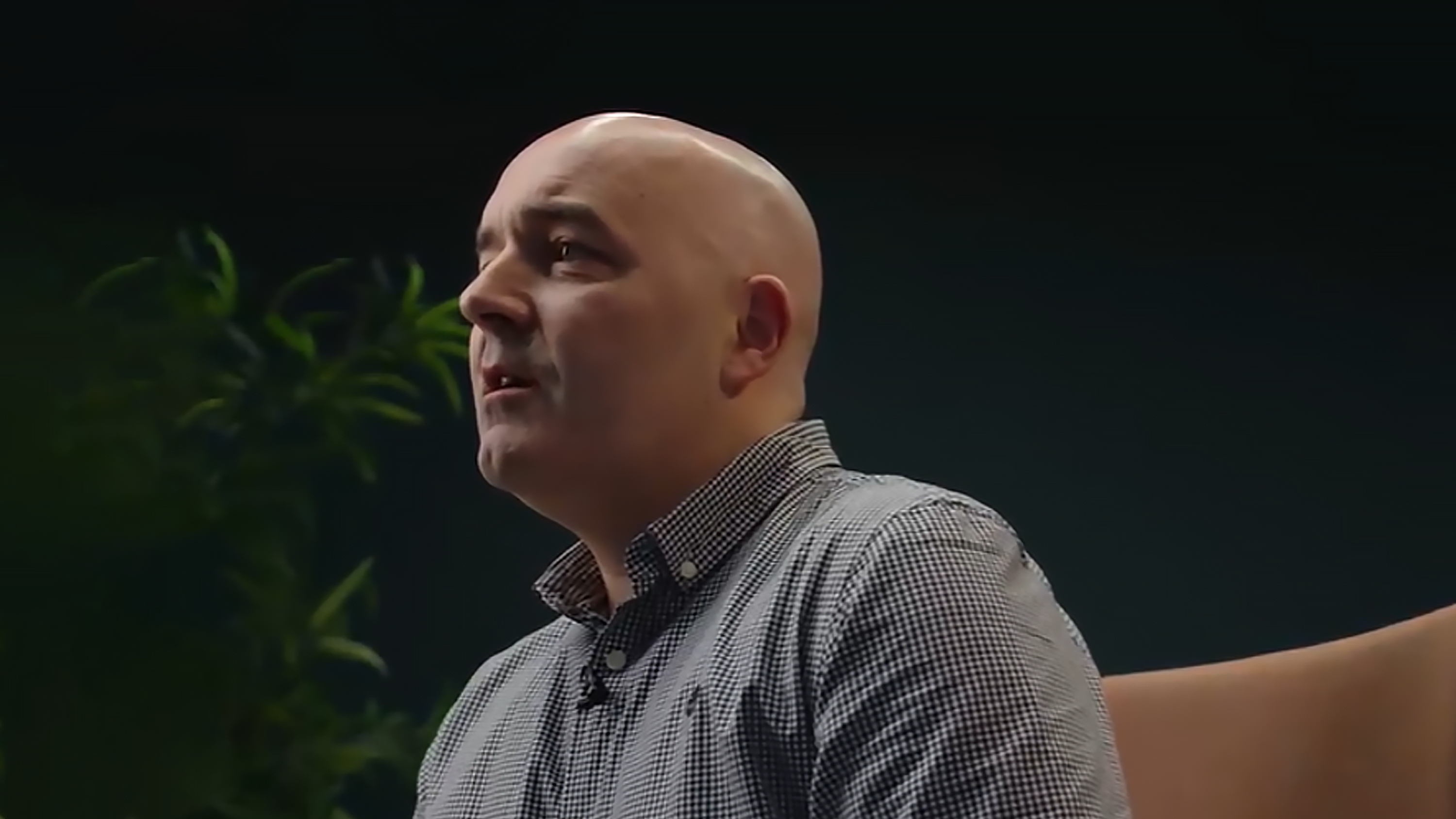 Migrating Insurers from On-Premise to SaaS Darren Dempsey, Chief Cloud Architect